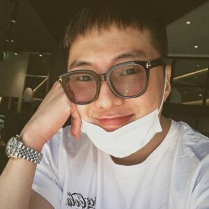 Kang Seung-yoon Instagram - 복무 400일 기념💙