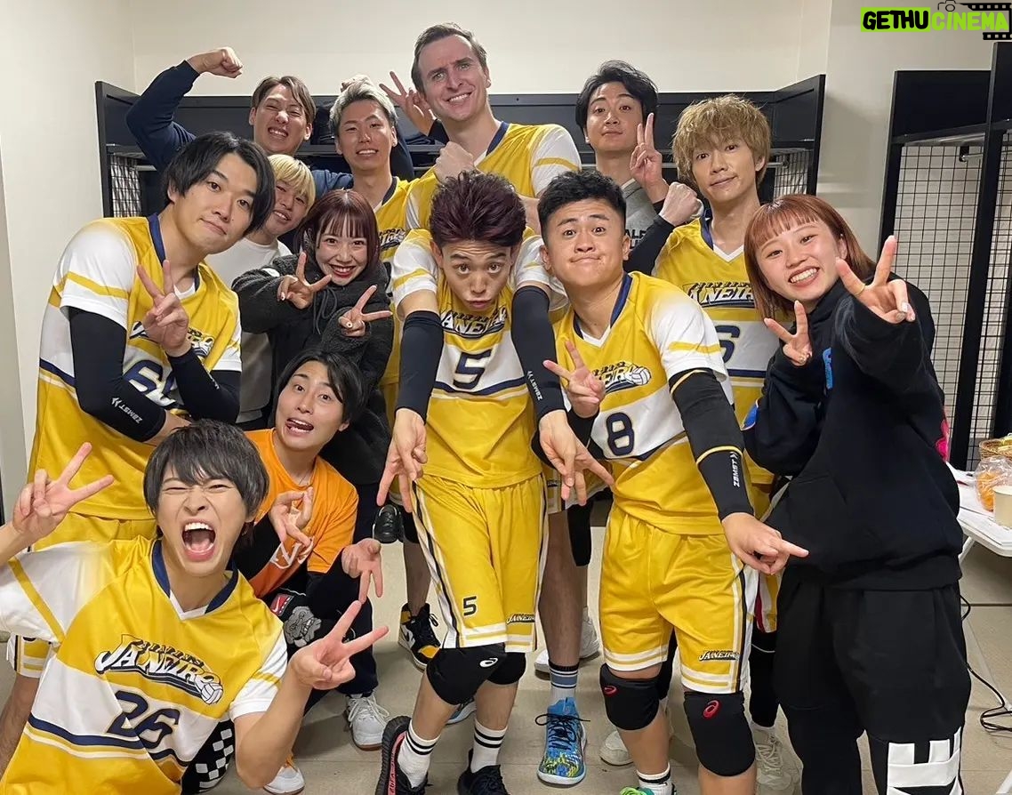 Kanta - 20K Likes - 最高のチームでした!!!!!
勝ちました。
年甲斐もなく本気でバレーに向き合ってみました。
応援してくれた皆さん、本当にありがとう。
チームメイトのみんなも本当にありがとう。
そして最後にヘル国さん本当に丁寧な指導ありがとうございました。
@jinjin10272
@unparunpa.1028
@3odakeisuke1120
@keisuke.espoir_tribe
@sawahage
@com.yuma
@gisher.y
@heruniakokumonogatari