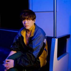 Kanta Instagram - Amazon Music Primeがリニューアルしたということで、本気でCMを編集チームで作らせて頂きました😃
写真でも伝わるような絵力ある映像を心がけてみました。めちゃくちゃ光栄です！
プライム会員の方なら、追加料金なし・広告もなしで1億曲以上の楽曲を楽しめるらしいです！！自分もYouTubeの動画で使う色々なものをAmazonでたくさん注文するのでプライム会員です笑。是非みなさんも使ってみてね！

@amazonmusicjp #PR