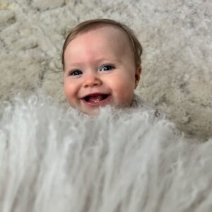 Kara Keough Instagram - When she isn’t squawking, she’s pretty sweet 😍