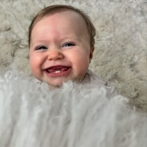 Kara Keough Instagram - When she isn’t squawking, she’s pretty sweet 😍