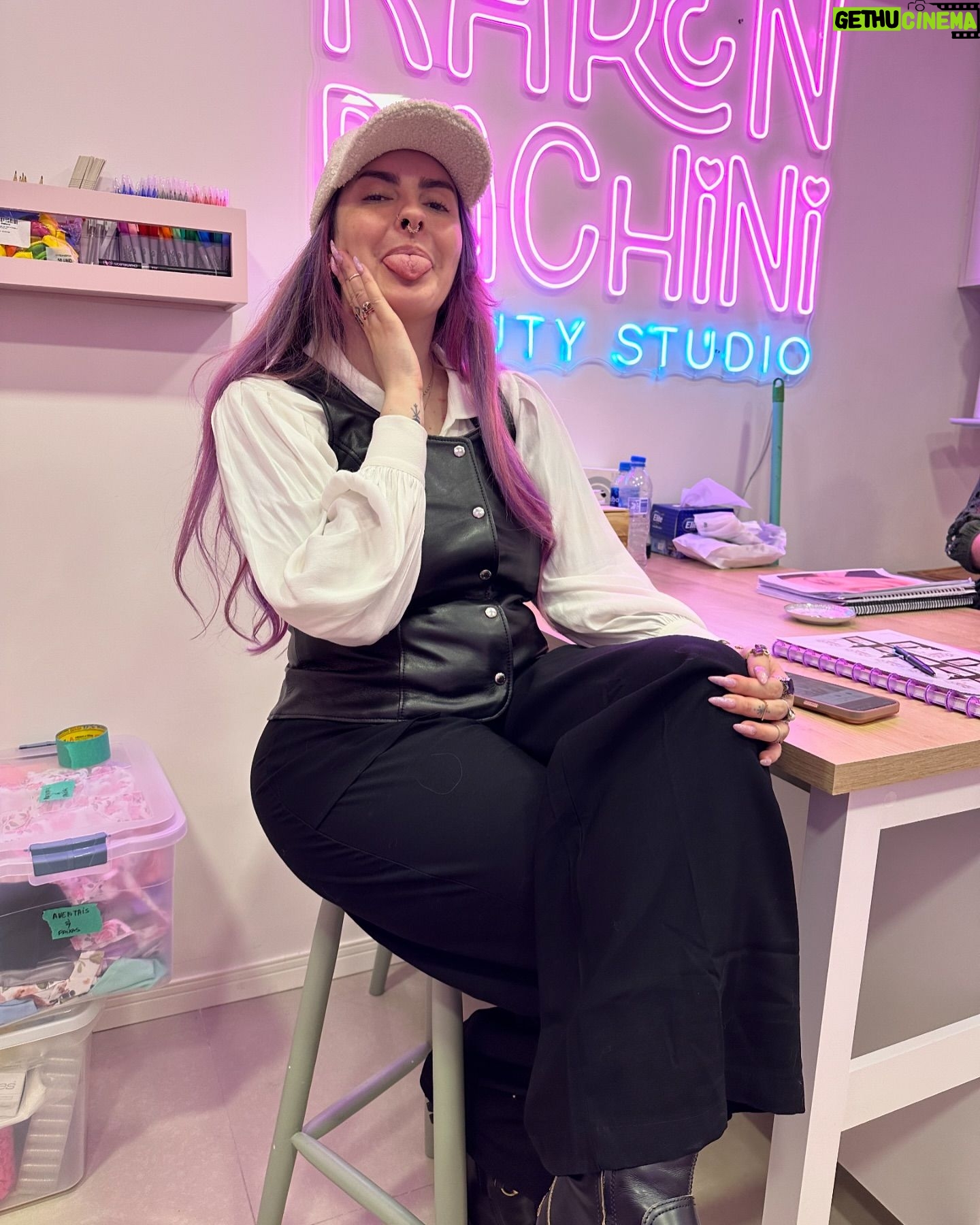 Karen Bachini - 12K Likes - O @karenbbstudio tá ficando a coisa mais linda do mundooo, clã 🩷 Já segue nosso perfil para ficar de olho nas novidades 👀