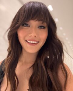 Actress Karen Fukuhara HD Instagram Photos and Wallpapers August 2024