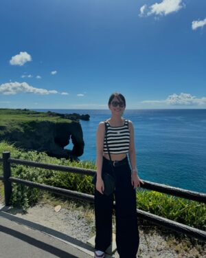 Karen Takizawa Instagram - 今年も沖縄に行ってきました🍉

夏が始まるようなスタートダッシュ旅行✈️です☺️

沖縄は大好きで、最近の所は毎年必ず沖縄に行ってます🪽
ほとんど会わない友だちのような人も沖縄にいるので、余計に楽しめるんです😆✨

何の気無しに海を見ているだけで、
地球の想像を永遠とできているので海が大好きなんです。

海に波があるだけで、
月の引力が今日もあると鳥肌が立ちますしね😉

あんなに遠い場所にあるのに、とんでもなく影響してくる月と地球🌏🌕

不思議です。

そんな正解なき妄想で沖縄旅行終わりました。