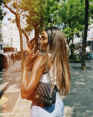 Karidja Touré Instagram - Earlier🤰🏾🍔🌞

@souk_and_pix 📸