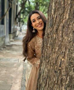 Actress Karisma Kapoor HD Instagram Photos and Wallpapers September 2024