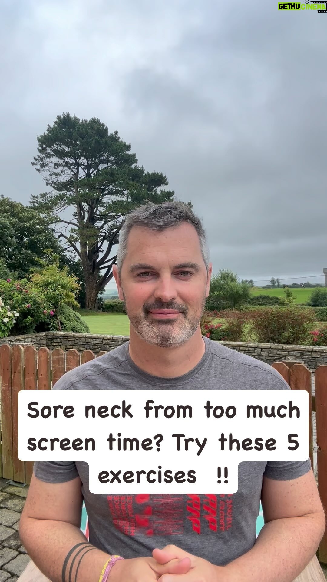 Karl Henry - 1K Likes - Sore neck and shoulders from spending too much time on devices ? Try these 5 stretches !!
#phone #phoneaddiction #wellness #shoulders #stiff #fitness #tips #try