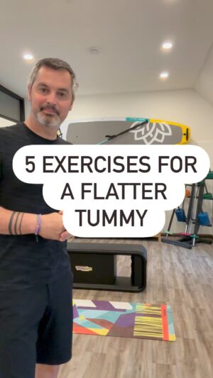 Karl Henry Instagram - Every where on Instagram you see flat tummy workouts , all spoofing💪🏻 

if you want a flatter tummy, do full body resistance workouts and add cardio and sleep, most important of all is food !!! 

So eat well, sleep well and try workouts like this 

Important to note this one’s a little tougher so be careful and only do what you can 

If you have any concerns about your health then do not do the above exercises, see your GP or your physio for specific advice 

#6pack #beachbody #motivation #health #wellness #love #healthy #health #sixpack