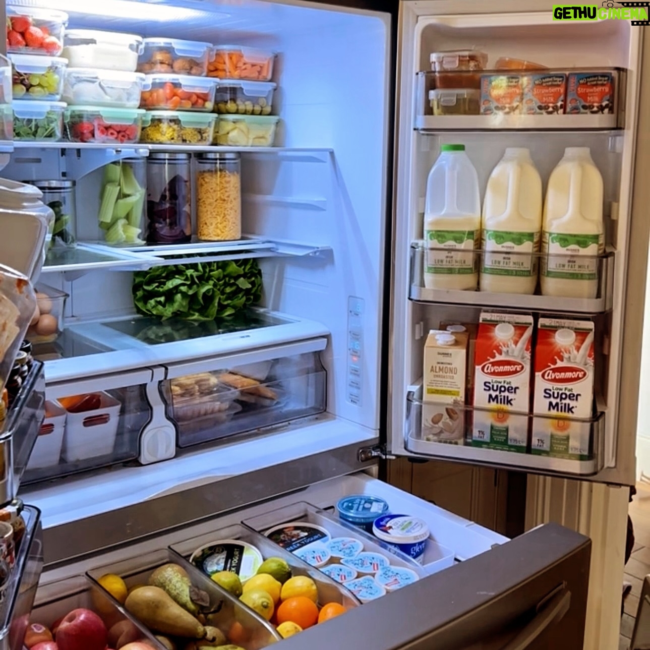 Karl Henry - 517 Likes - Sorting and organising your fridge is one of the simplest ways to help yourself eat better and make better choices!!
Have you done yours??
#fridge #fridgeorganization #fridgegoals #fridgeorganisation #organization #organized
