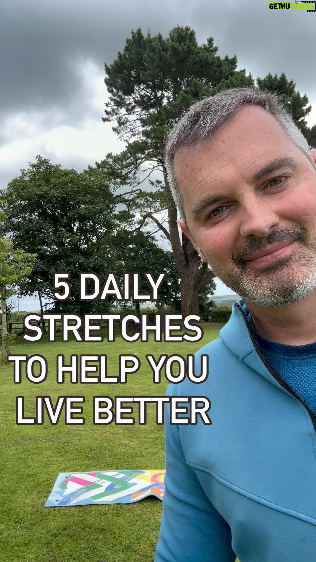 Karl Henry - 1.1K Likes - Feeling tight and sore during the day? These simple stretches will make such a big difference to how you feel!!!
If you have any concerns about your health then do not do the above exercises, see your GP or your physio for specific advice
#health #tips #stretch #motivation #wellness #love #healthylifestyle #ageing