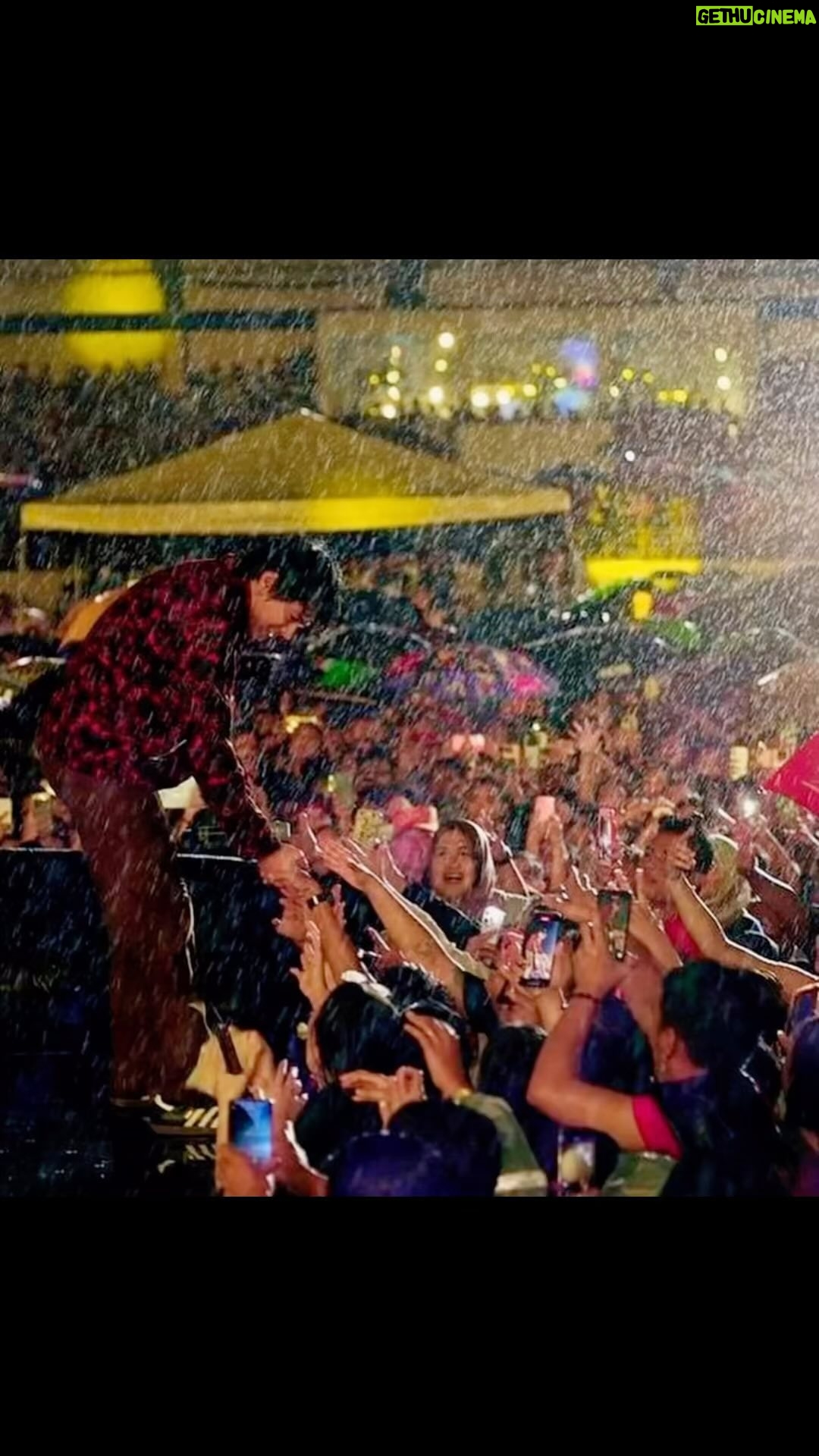 Karla Estrada - 24.6K Likes - Daghang Salamat sa lahat ng mga Naki saya , naki kanta at nag paulan! Sa mga supporters ni @supremo_dp na galing pang manila, Kayo ang tunay na idol! At sa mga taga davao. DAVnor, Tagum at kung taga Saan ka mang bayan nang galing kagabi..
idol ka!!!
Salamat sa sakripisyo nyo na mag intay at maligo sa ulan.🙏🏻 mabuhay kayo mga kaibigan!Hangang sa muli nating pag kikita.
PAG-iBIG PARA SA INYONG LAHAT .❤️
#bagongpilipinasserbisyofair
#pasasalamatconcert
#Davnor