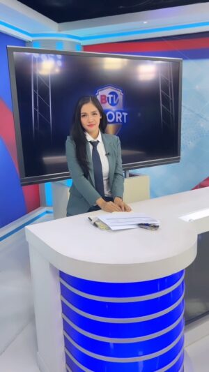 Kartika Berliana Instagram - Tugas negara memanggil ceunah🌙