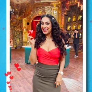 Kashmera Shah Instagram - Laughter Chefs ke special menu list mein aaj top pe laal laal mazedaar tamaatar hai. 🍅 

Dekhiye #LaughterChefs - Unlimited Entertainment har Thursday & Friday raat 10:00 baje se sirf #ColorsTV aur @officialjiocinema par.

@reem_sameer8 
@jannatzubair29 
@kashmera1