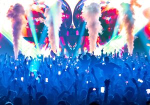 Kaskade Instagram - It was a long weekend, I’m cooked. 🍳
Worth it to grind it out in Atlanta then get on up to treat the crowd at @veldmusicfestival  in Toronto with a surprise performance by @iamenisa on “Tears Don’t Fall”
 ((OUT SOON)) 
…Then to the afters to make sure I properly rinsed it all out. Onto Montréal the next day to play @newcitygas and now? 
I am still wired but it’s Monday evening sooooo… prep for next weekend?!