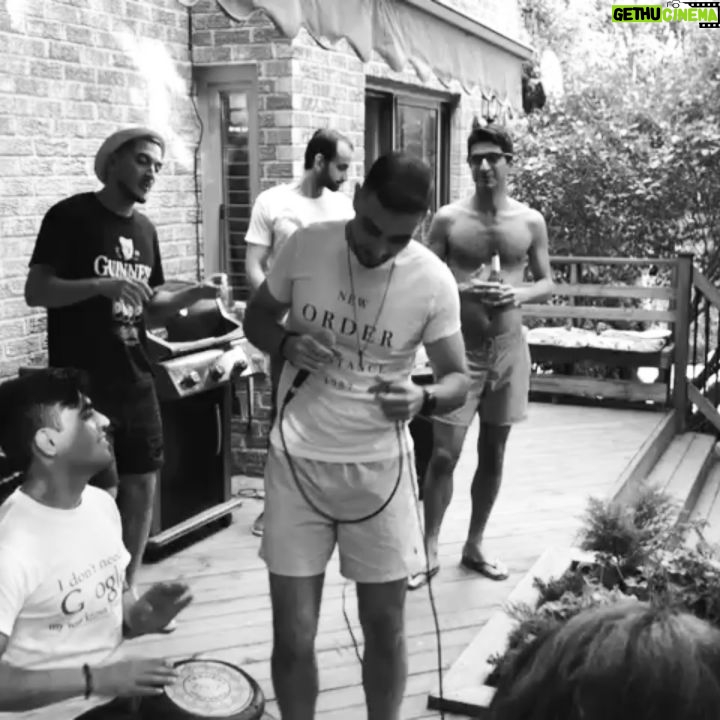 Káss - 216 Likes - Throw back to last Sunday
#pool #poolparty #performance #kass #gathering #sundayfunday #friends #family #percussion #live #tombak #OMB #onmybrain #everyday