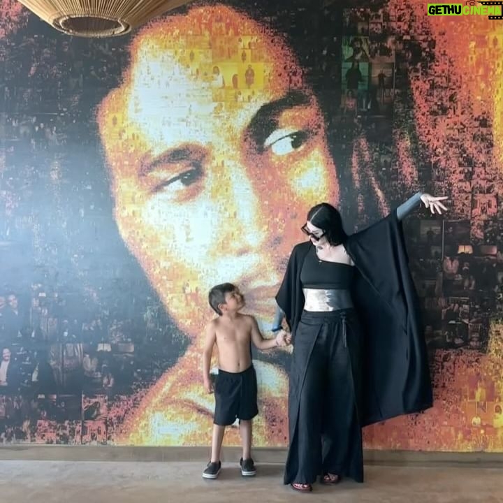 Kat Von D - 127.8K Likes - Been a rough year, to be honest. So grateful to be able to spend some much needed family time away from all the chaos and can’t thank you enough @thefivesoceanfront @romarleybeachhouse for making this little family vacation so special! The beautiful views, the food, the activities and warm hospitality — but most importantly the memories I made with my husband, my son, my dad and my uncle. You guys have no idea how meaningful it was to return to my motherland like this. 🥹🇲🇽🖤