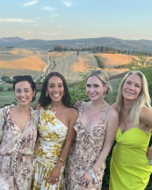 Katherine Kelly Lang Instagram - A highlight of this Italy trip was going to the @andreabocelliofficial concert in the hills of Tuscany! I was feeling all kinds of emotions listening to Andrea’s incredible music. It was so good to see @veronicabertiofficial too.  Veronica is such an amazing person and wonderful hostess. So kind to everyone! Attending the VIP dinner was a treat as well! We sat at a table with these lovely ladies. And thanks to @andreabelfiore for showing us around and taking care of us🥰🥰🥰 I am still dancing my way through Italy😂 Great to meet up @caseykas and @photosmith_official too! It’s just been so much fun!