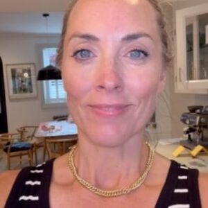Kathryn Thomas Instagram - posh egg salad….my fave …. Courtesy of @alburkitt

Don’t know what’s going on w the sound 🫠 anyway what I was trying to say is to your egg add spring onion, celery, chopped gerkin ….cucumber and avocado if you have it 👌