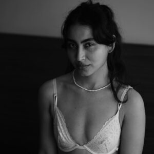 Katie Iqbal Instagram - Hello!