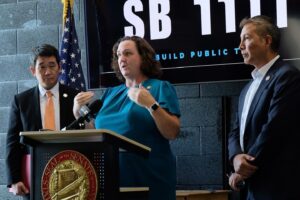 Katie Porter Instagram - Americans deserve leaders that put public interest above their self-interests, and @SenDaveMin and I are both fighting to end corruption.

Earlier this month, we called on the Assembly to pass his bill that would help prevent self-dealing. Now, it’s headed to the Governor’s desk.