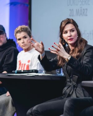 Katrin Bauerfeind Instagram - 2023/ I
What a year! Ohne Fotos hätt ich die Hälfte vergessen. Dankbar für die guten Momente im Irrsinn dessen, was sich Weltgeschehen nennt!