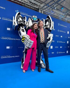 Katrin Bauerfeind Instagram - 2023/ I
What a year! Ohne Fotos hätt ich die Hälfte vergessen. Dankbar für die guten Momente im Irrsinn dessen, was sich Weltgeschehen nennt!