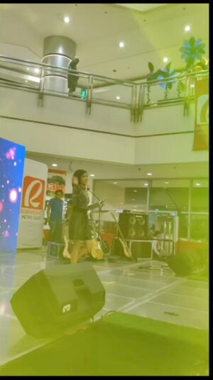 Katrina Halili Instagram - Our Love Story,Katie Love mall show. #momlife #motheranddaughter #moment #thevoiceacademyphilippines #fbreelsfypシ゚viralfbreelsfypシ゚viral #fbreelsfypシ゚ #nocopyrightinfringementintendedmusicbelongstotherightfulowner #nocopyrightinfringementintended _!!! Full video Follow us in YouTube!!!