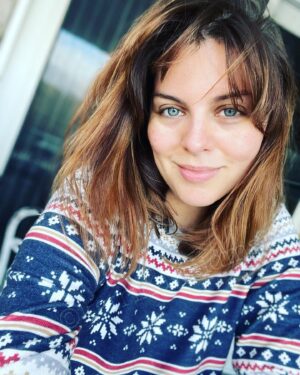 Katrina Weidman Instagram - It’s 75 degrees today but Nov = Christmas jammies 🎅 #november #warmweather #pagirl #pennsylvania #philly #pjsalvage #christmaspajamas #christmasjammies @pjsalvage