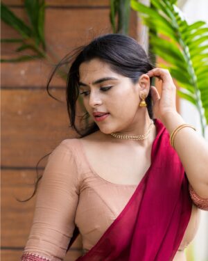 Kavya Kalyanram Instagram - Bear with these photos until I get myself to do the next shoot 🐣