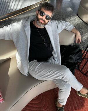 Kayra Şenocak Instagram - 😎😎
📸 / @aysesenocakk 🩶