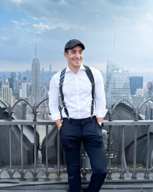 Keahu Kahuanui Instagram - There are endless things to be in awe of and to do in NYC and I like to make sure I revisit at least a few of them every month.

While they won’t let you BASE jump from the 850ft observation deck 😅 (bet I could make it to sheep’s meadow), it’s still pretty jaw dropping to spend an hour or two at the top.

Thx for the tour @topoftherocknyc
📷: @nycharlene 
#newyorkcity #topoftherock #nyc #thingstodoinnyc