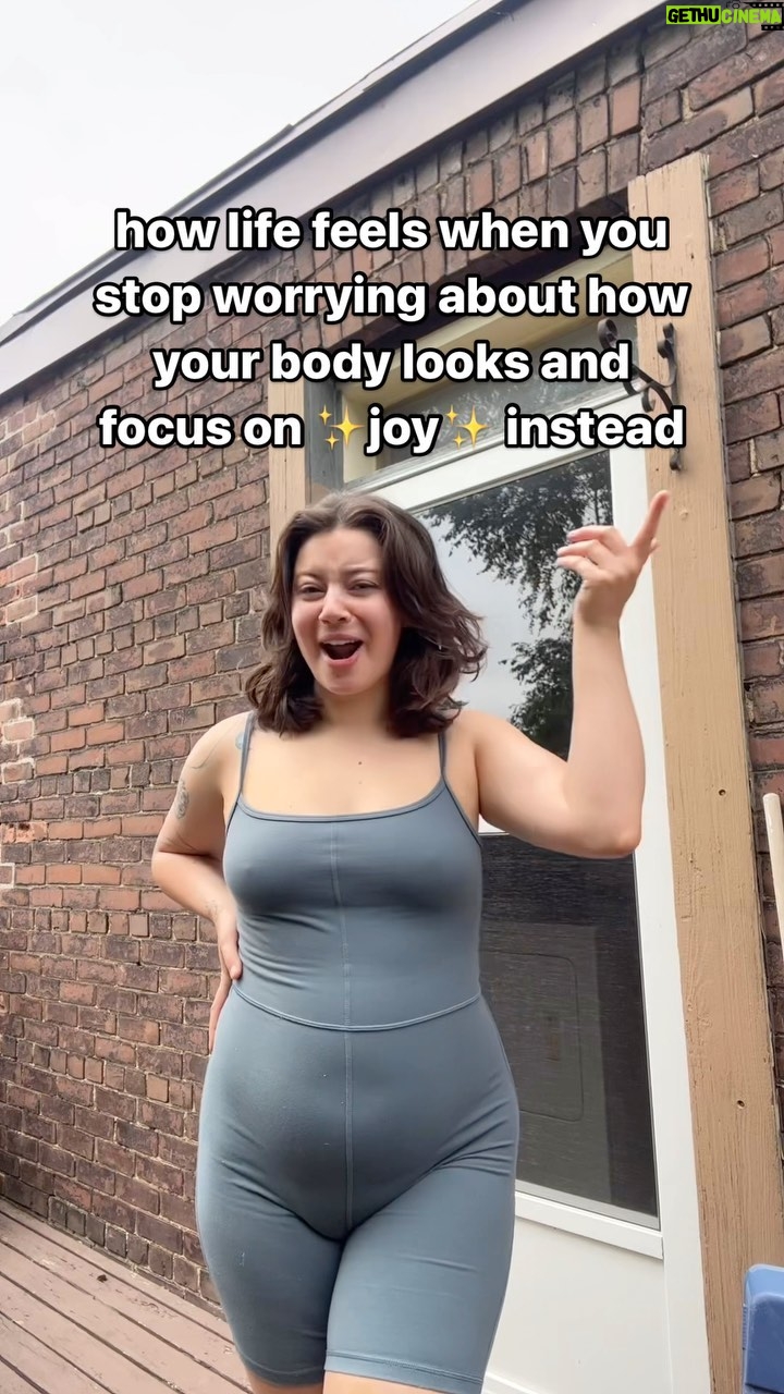 Keara Graves - 6.2K Likes - whatever you focus on GROWS✨
#bodyimage #bodyimagehealing #bodyacceptance #bodyconfidence #healingjourney #edrecovery