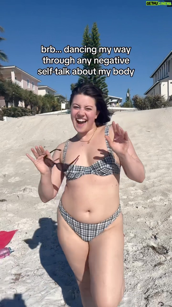 Keara Graves - 9.4K Likes - when in doubt… dance it out 💃🏻
#bodyimage #bodyimagehealing #healingjourney #bodyacceptance #bodyconfidence