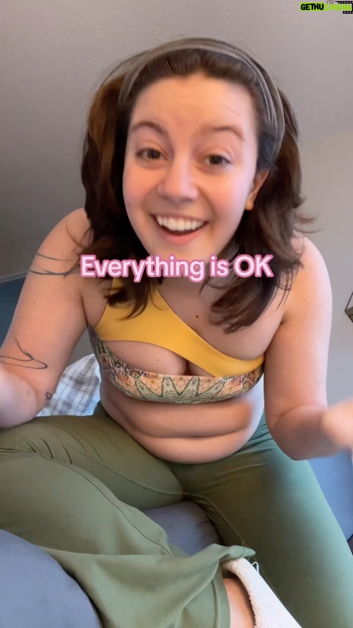 Keara Graves - 7.7K Likes - I’ve been feeling bad about my tummy lately so this is mainly a reminder for myself that my tummy is allowed to just EXIST & is perfectly OK!!
#bodyconfience #bodyneutrality #selflove #bodyimage #bodyimagehealing #healing
