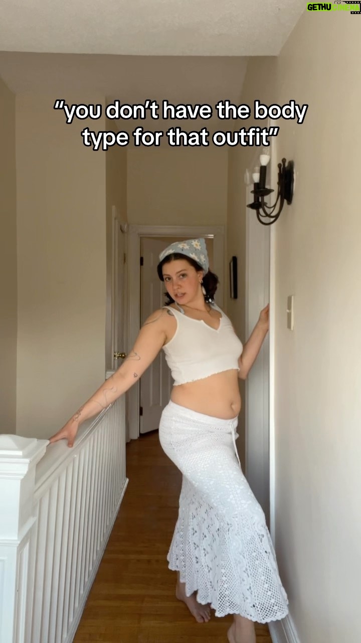 Keara Graves - 647.1K Likes - this is my happily ever after story 🏰✨
#bodyconfidence #selflove #bodyacceptance #bodyacceptance #healing #healingjourney