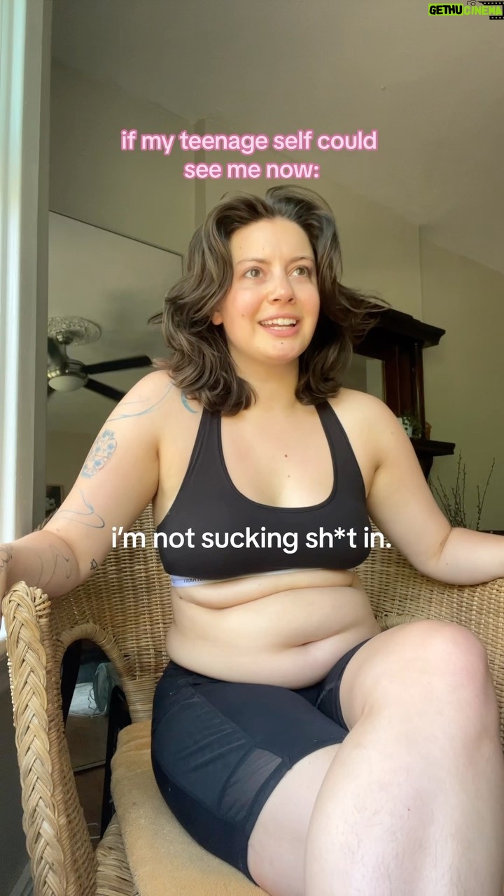 Keara Graves - 30.1K Likes - real stomachs are in, pass it on… 🗣️
#bodyacceptance #bodyimagehealing #bodyimage #healingjourney #edrecovery