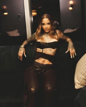 Kehlani Instagram - 2nd Night of my @livlv love affair 💝 i can’t wait for round 3 . see u in august 😍