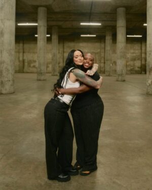 Kehlani Instagram - THE ROLE OF THE ARTIST IS TO MAKE THE REVOLUTION IRRESISTIBLE - TONI CADE BAMBARA

as an artist, i was nervous. terrified. worried after losing so much of what id valued for an album i worked incredibly hard on to my humanity, paired with the crippling wonder of what music is appropriate to drop during the most historical tragedies of our generation. i remembered my favorite revolutionary poets, singers, filmmakers. i remembered how much impact we have. i thought about my favorite James Baldwin quotes about the role of an artist in society. i listened to this song enough to recognize a love song IS a protectors song IS revolution.
thank you @_mynameiscole , my director. for hopping on this project and not holding back, for having a spine & a fire. you executed this beautifully and it was an honor to work with you.
thank you @sallysujinoh , my creative partner in crime. for hiring Palestinians on set. for ensuring every person on set felt safe and for being fuckin THURLLLL wit all things you do.
thank you
@amarimonster my choreographer. amari reached out to me and naturally as she is the most powerul and potent movement artist i’ve ever been lucky enough to see grace a stage... i lept at the opportunity. i was honored to be in your presence and even more honored to be in your corner & under your care. thank you to @brianaandalore my stylist who got all the keffiyah suits made for me and the bros you killed it.
To my dancers, nobody pussy round heaaaa! nah you’re all so incredible i’m in awe of you and im blown away. i love you all
deeply. i love everyone deeply.
this was merely a reflection of pain. of anger. of support. a lens. a long ruminating energy. a reflection of the pink washing, the silencing, the negative portrayal, the fear mongering. there is gentle where is fierceness. there is beauty in the radical. i’m scared shitless by the way. i’m just tryna be where my
feet are. here, now. always & forever. 

NEXT 2 U video out everywhere now.