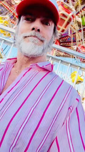 Keith Allan Instagram - I’m a swinger from way back!