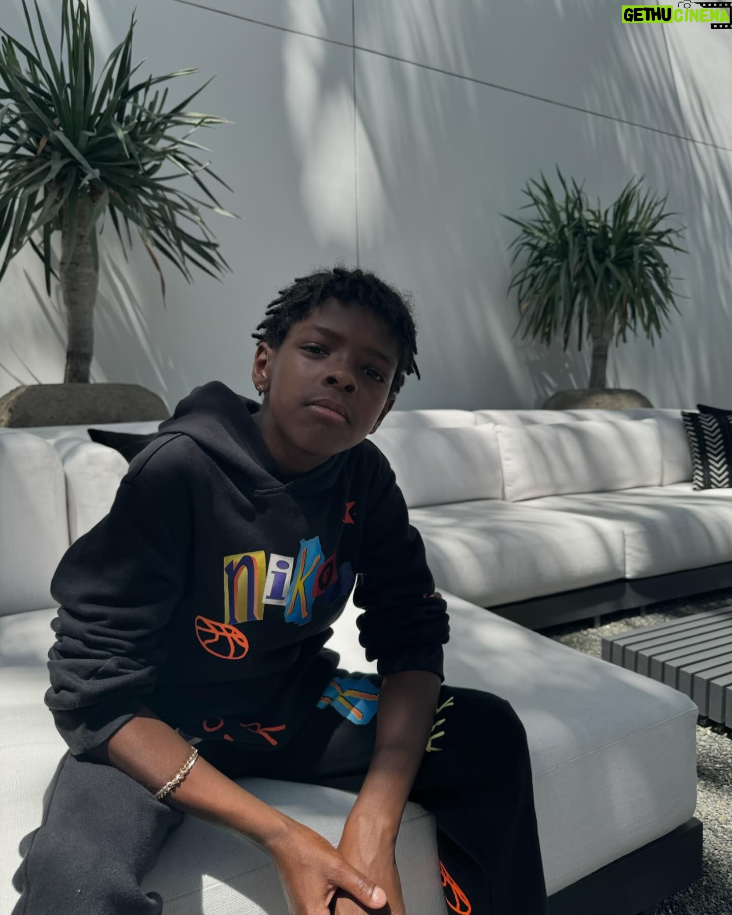 Keivonn Woodard - 2.7K Likes - effortlessly cool, always.
