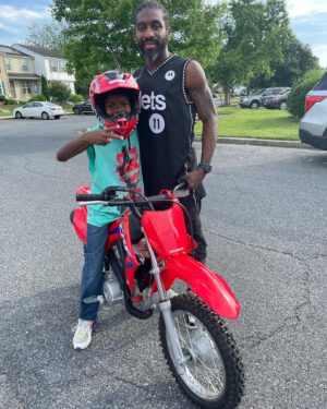 Keivonn Woodard Instagram - My favorite uncle Lurendran from Houston taught me how to ride my Honda 2023 CRF 110F for first time! I learned in less than 5 minutes 😁 #vrooooom #Honda