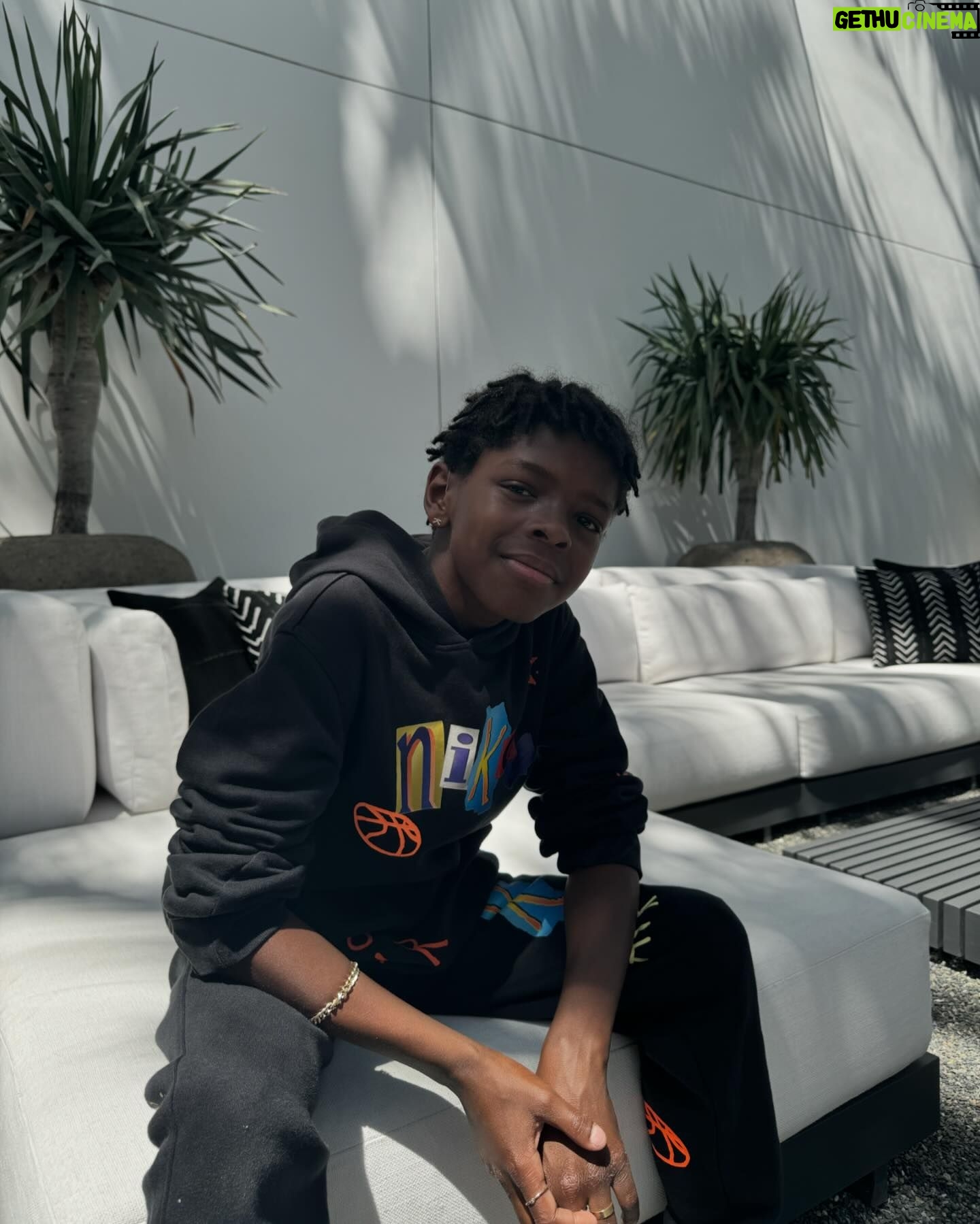 Keivonn Woodard - 2.7K Likes - effortlessly cool, always.