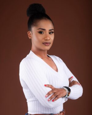 Keke Mphuthi Instagram - What’s new?

📸: @kingraphystudios 
💄: @nomusa_makeup_artist