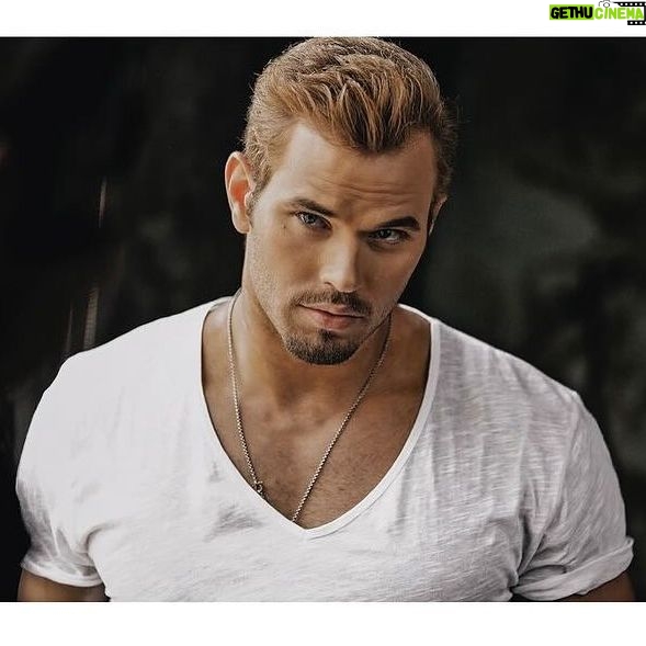 Kellan Lutz - 3 Likes - @max__vas 🙌