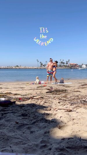 Kellan Lutz Instagram - A SUNNY SATURDAY (finally 🤪) with my sweet fam!!! 😎☀️
