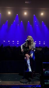 Actress Kelsea Ballerini HD Instagram Photos and Wallpapers July 2024