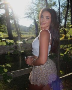 Actress Kendall Vertes HD Instagram Photos and Wallpapers July 2024