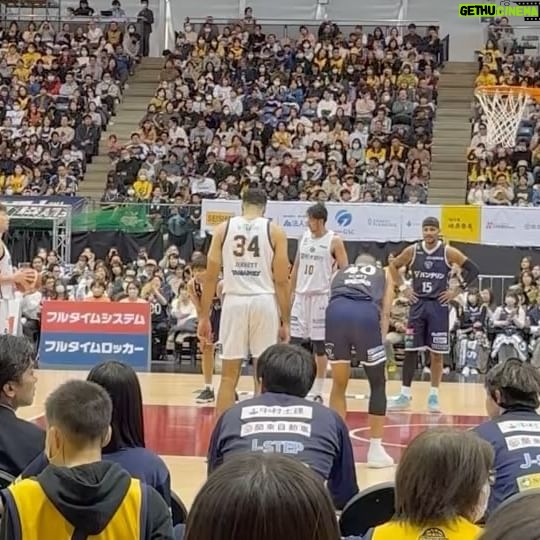 Kenki Fukuoka - 9K Likes - 比江島選手のご招待で初めてのBリーグ観戦に行ってきました!宇都宮ブレックスも快勝、比江島選手のDFやステップも光ってました✨
そして田臥選手のプレーも見られて感動☺️
またぜひ観に行きたいなと思います!