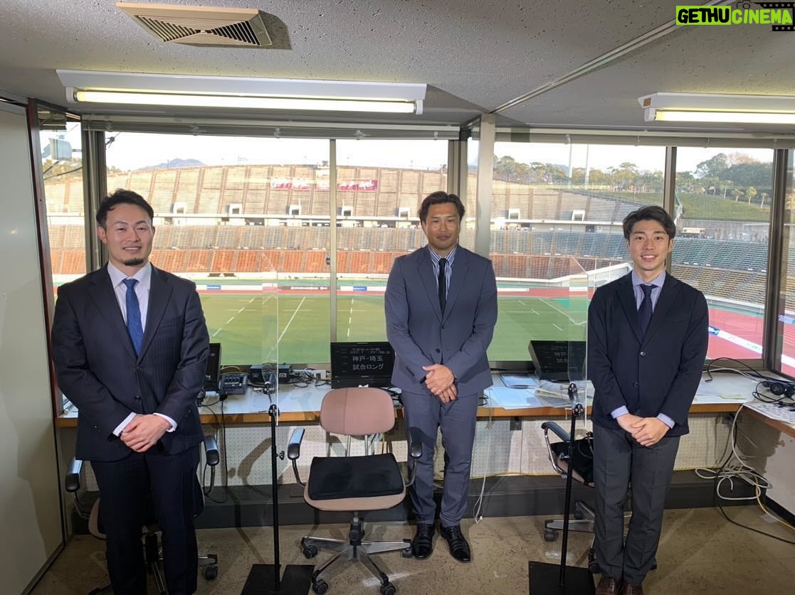 Kenki Fukuoka - 9.8K Likes - 埼玉ワイルドナイツvs神戸スティラーズ41-37で勝利!
DFのワイルドナイツがこれだけ失点を許すほど、神戸のアタックは素晴らしかったです👏
解説を聞いていただいた方、ありがとうございました!
解説の将太郎さんと実況の山﨑アナと📸