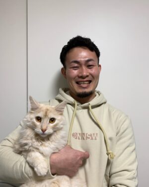 Kenki Fukuoka Instagram - 三人称の皆さんからグッズをいただきました！
色味もチャドとマッチしていていい感じ☺️
大事に着させていただきます🙋